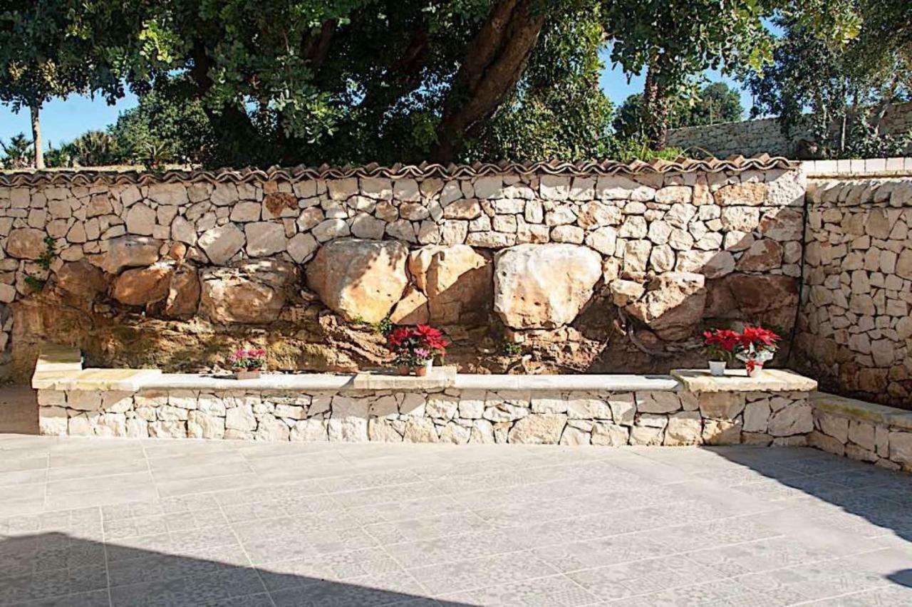 Cozzo Di Papaleo Bed & Breakfast 3*